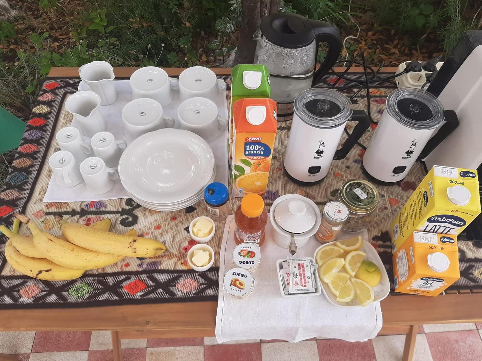 B&B Il Giardino Del Barone Pozzomaggiore Εξωτερικό φωτογραφία